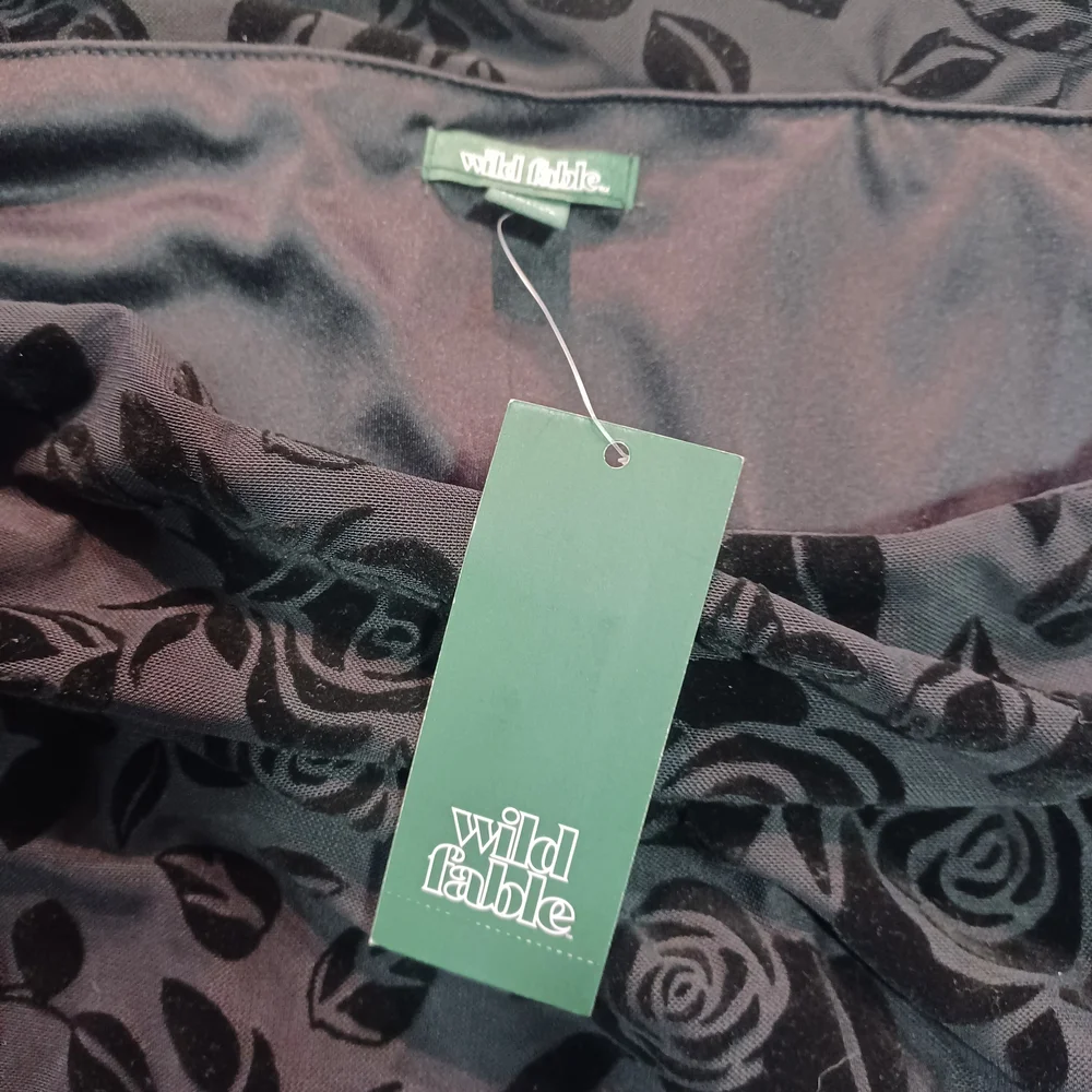 Party Black Off the Shoulder Patterned Dress - Picture 2 of 6